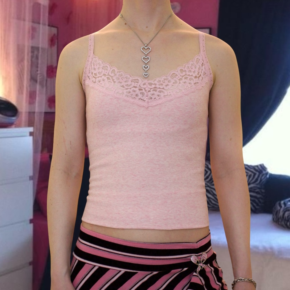 Vintage y2k pink lace trim cami